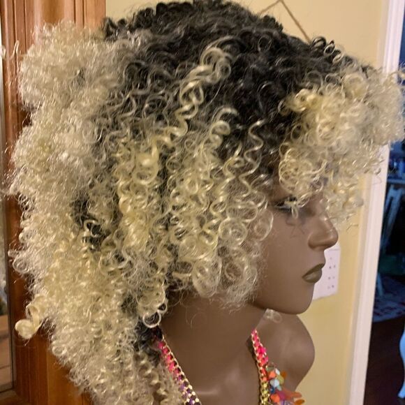 Mongolian kinky black with blonde synthetic wig.  NWT very full & soft - Picture 3 of 13